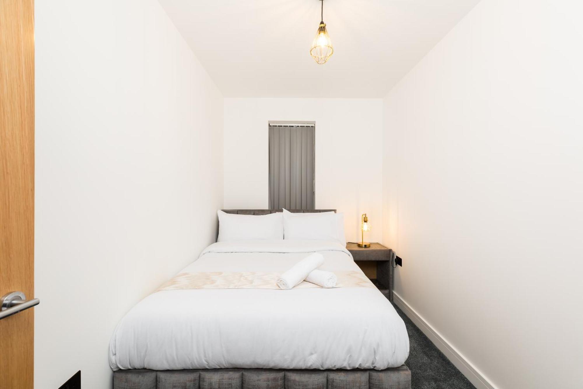 בריירלי היל The Suites Inn Hotel Birmingham Merry Hill מראה חיצוני תמונה